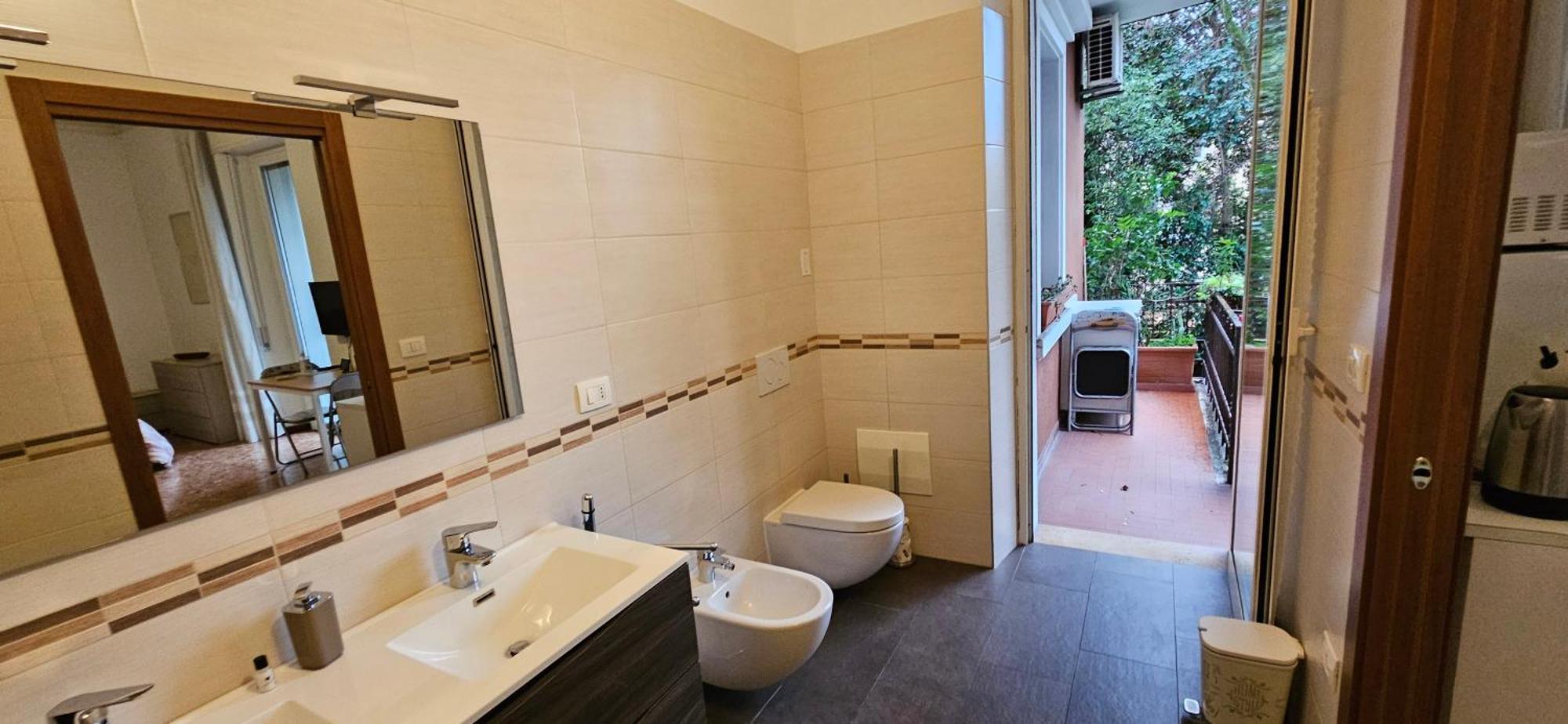 Lo Scoiattolo Bed & Breakfast เวโรนา ภายนอก รูปภาพ