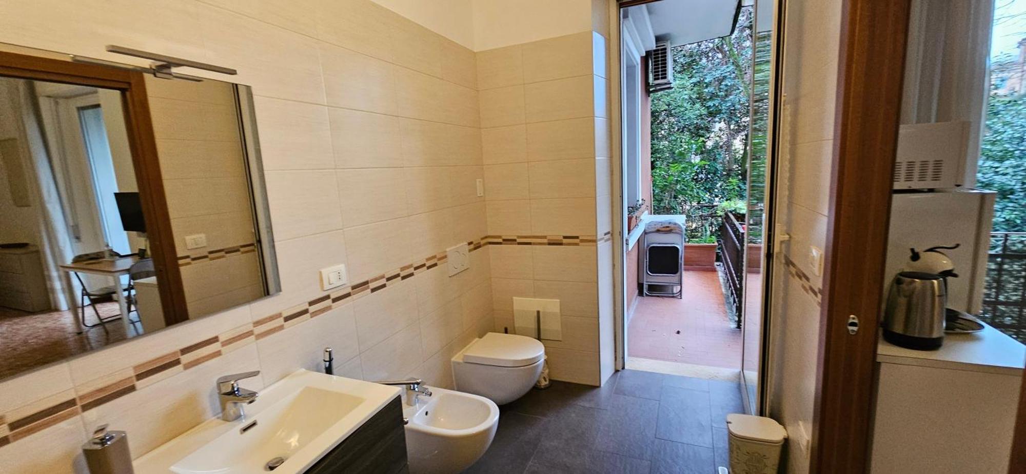 Lo Scoiattolo Bed & Breakfast เวโรนา ภายนอก รูปภาพ
